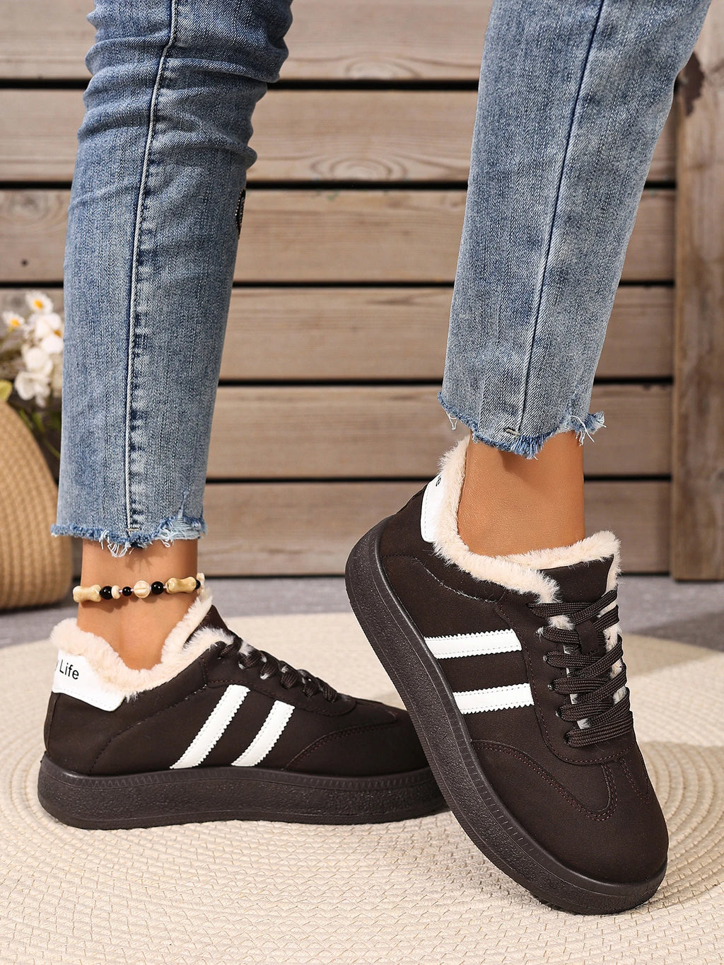 New Women's Fleece-lined Casual Shoes