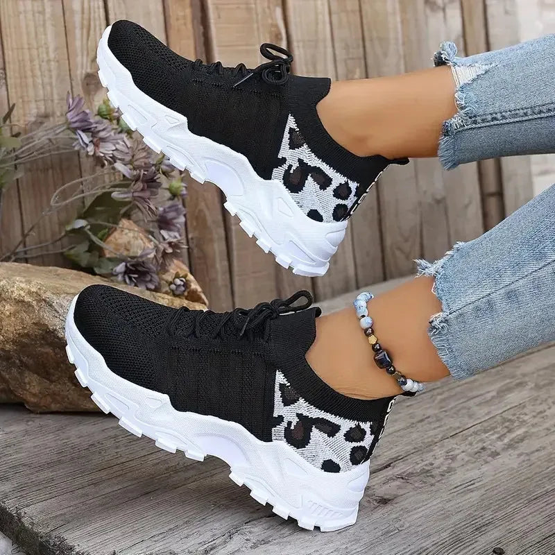 lightweight casual sneakers for women
