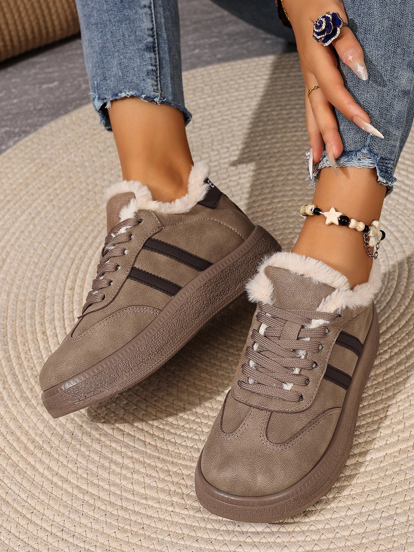 New Women's Fleece-lined Casual Shoes