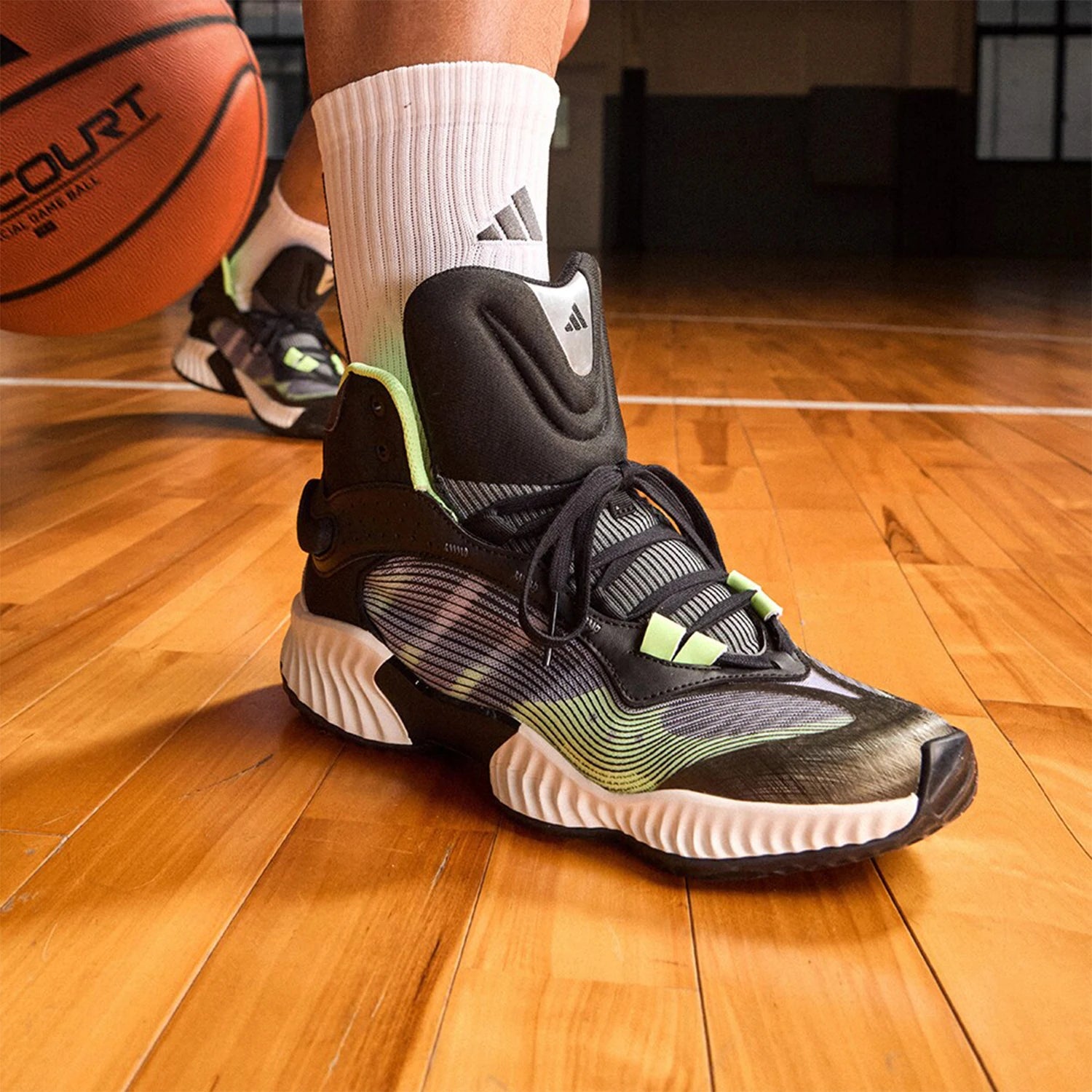 PRO VENTILATE MID men's practical basketball shoes JH8079