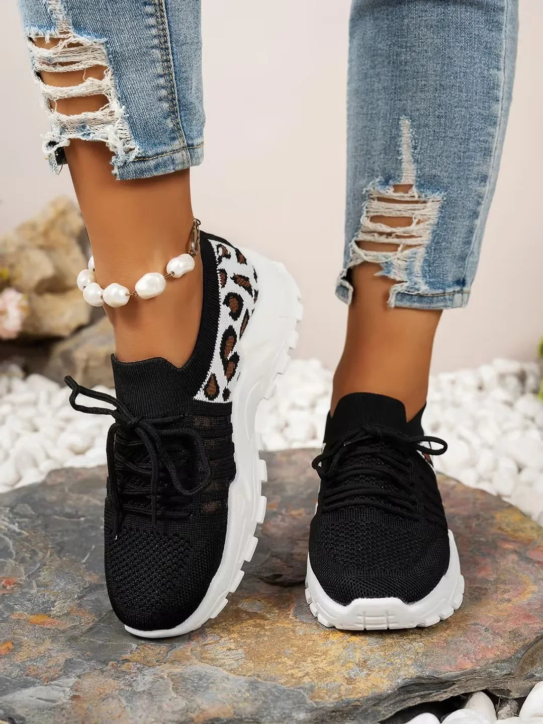 lightweight casual sneakers for women