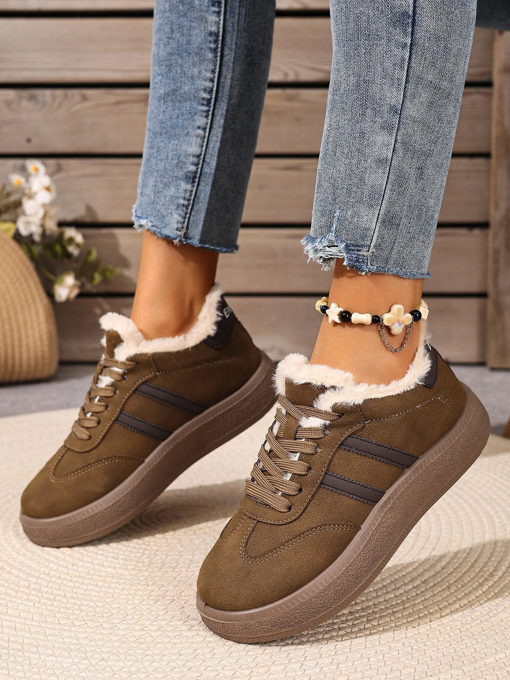 New Women's Fleece-lined Casual Shoes